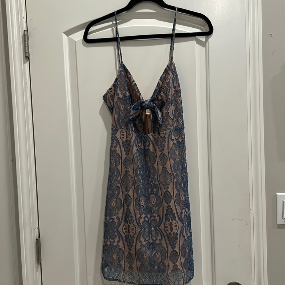 Peach Love California Blue Lace Dress Medium